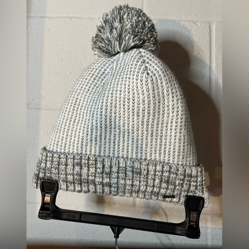 LL BEAN Women’s Winter Lined Pom Beanie Heather Gray NWT